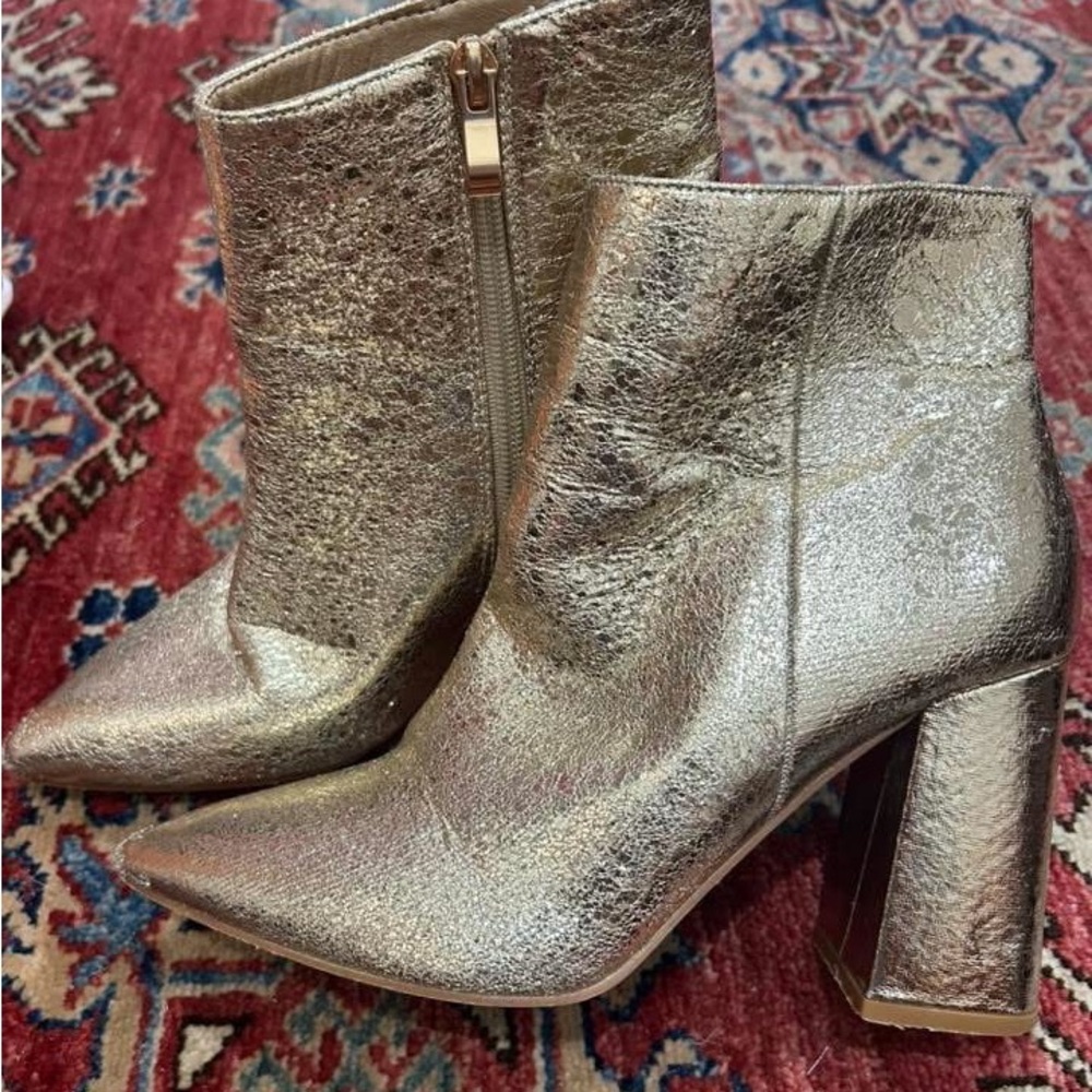 Elegant Silver Ankle Boots